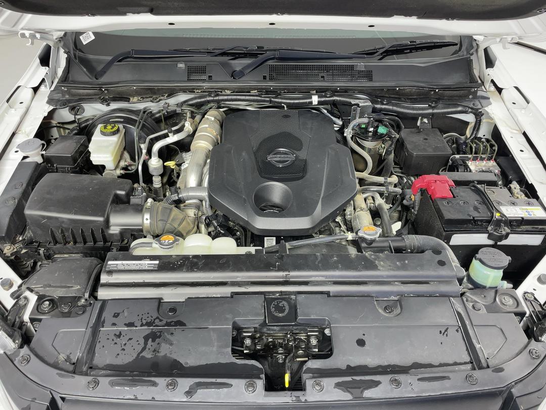 Photo '13' of Nissan Navara