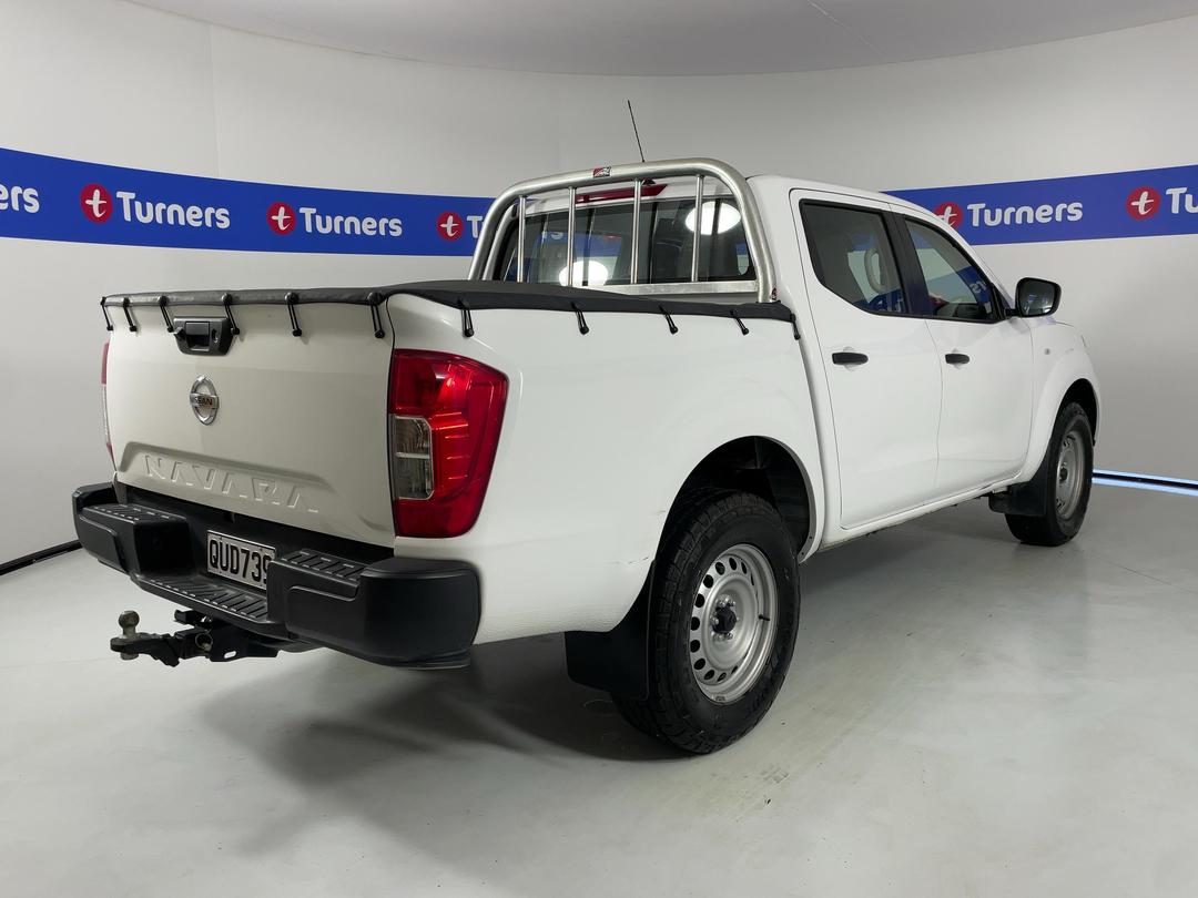Photo '7' of Nissan Navara