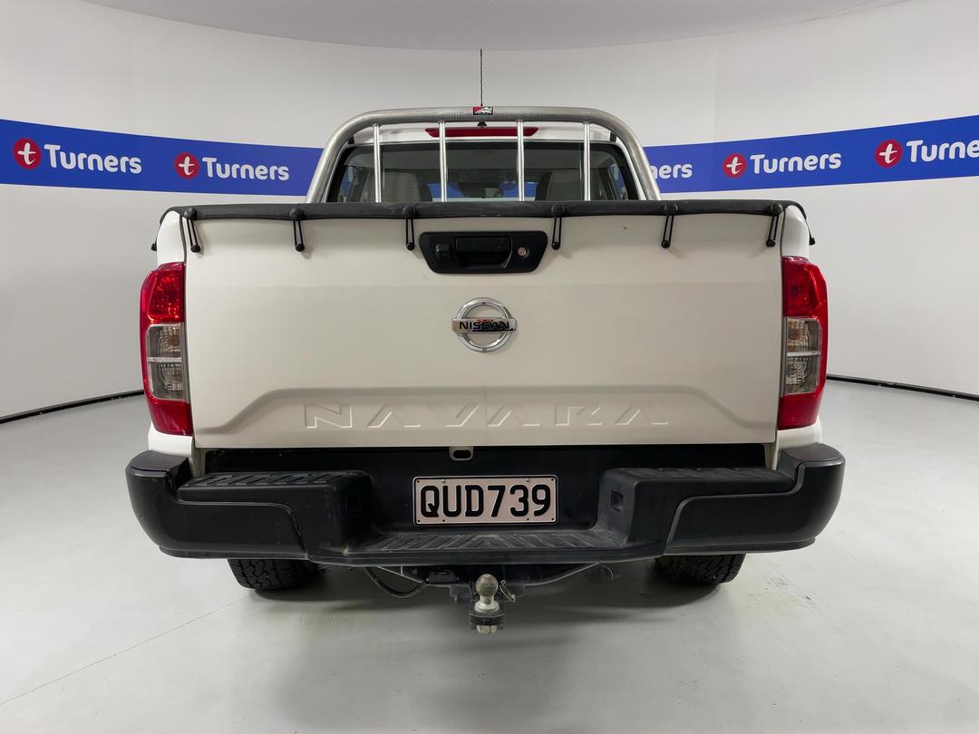Photo '6' of Nissan Navara