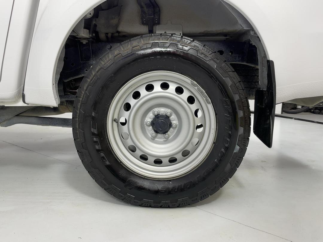 Photo '11' of Nissan Navara