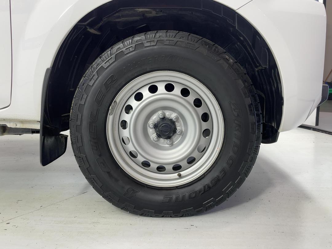 Photo '9' of Nissan Navara