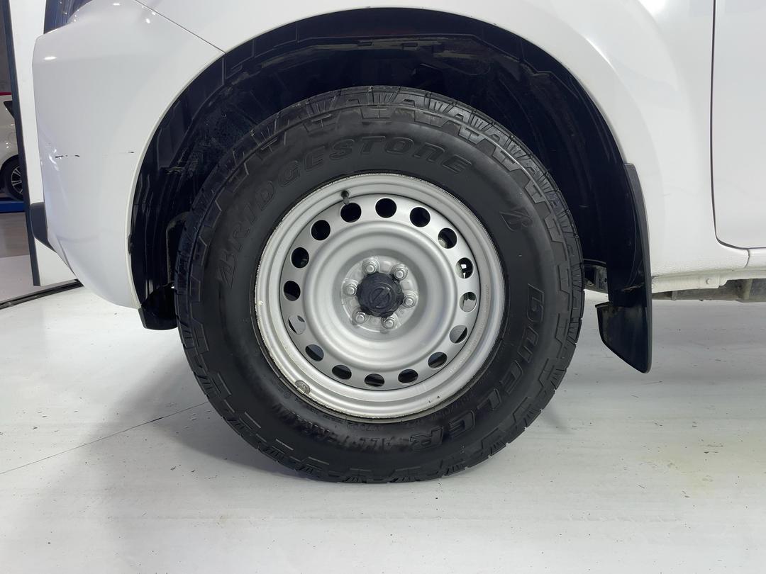 Photo '10' of Nissan Navara