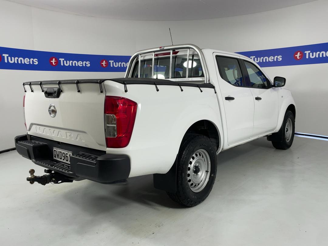 Photo '7' of Nissan Navara