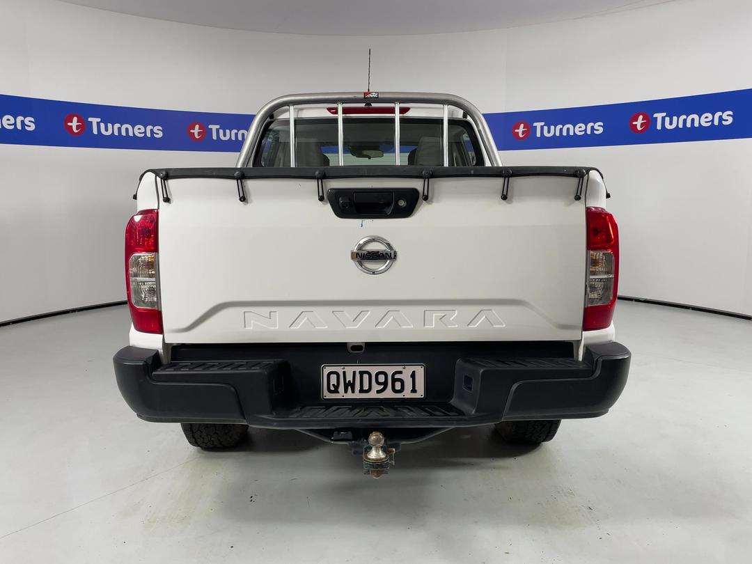 Photo '6' of Nissan Navara