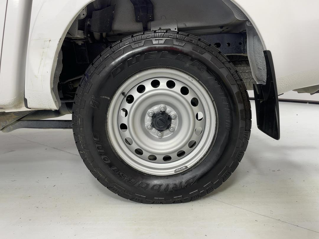 Photo '11' of Nissan Navara