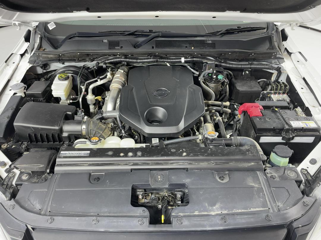 Photo '13' of Nissan Navara