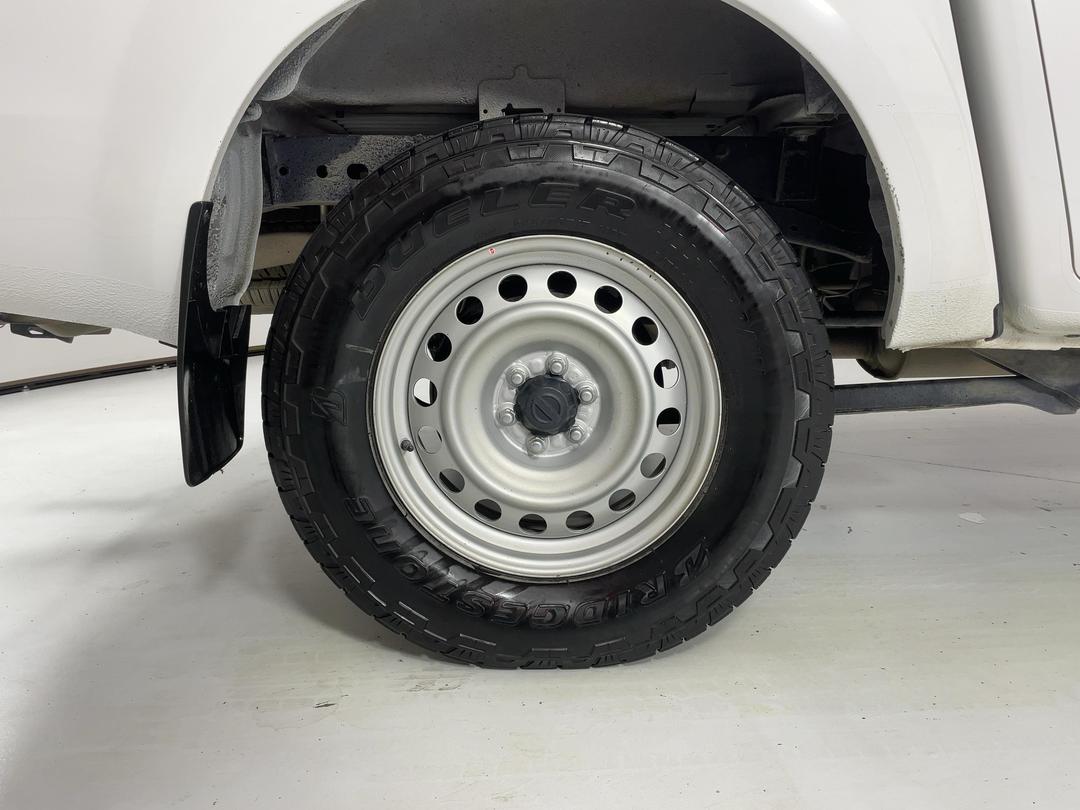 Photo '12' of Nissan Navara