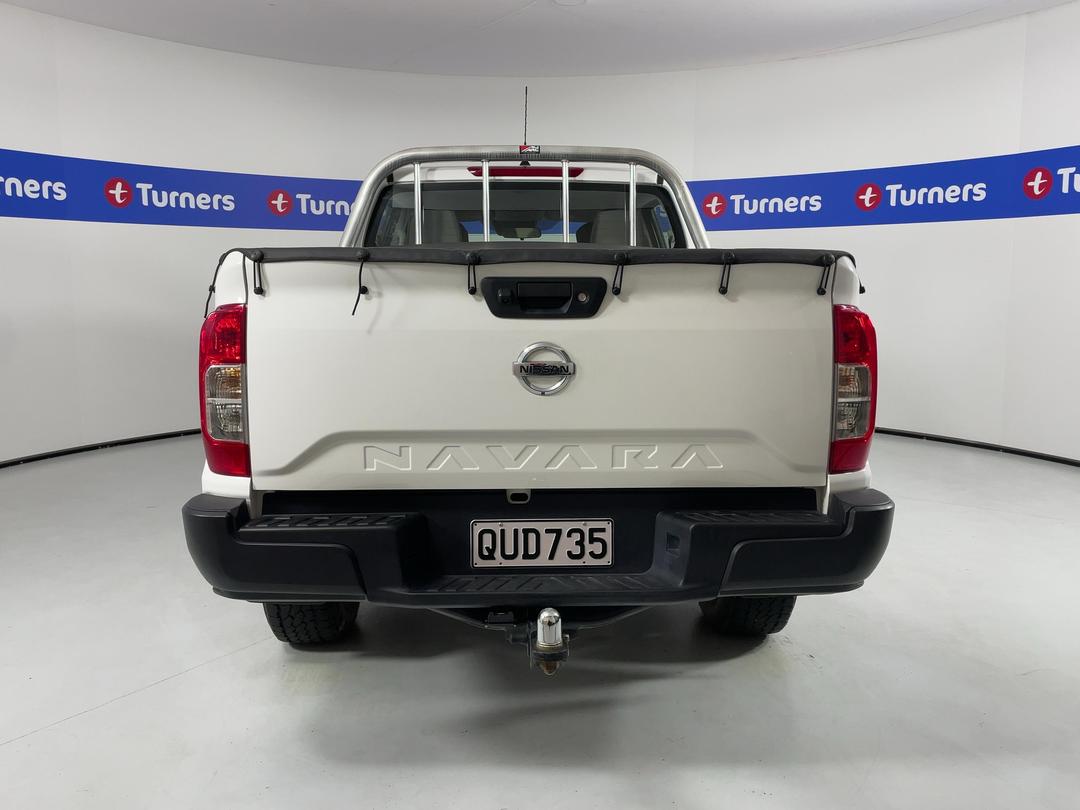 Photo '6' of Nissan Navara