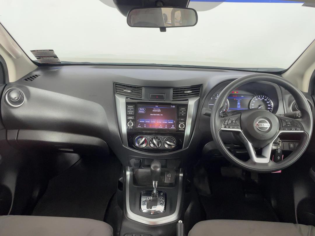 Photo '17' of Nissan Navara