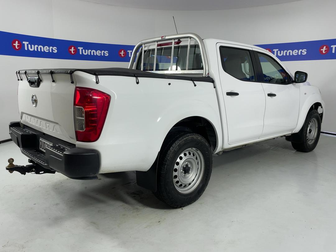 Photo '7' of Nissan Navara