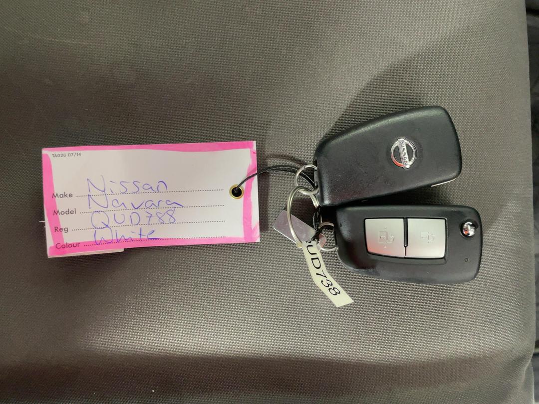 Photo '22' of Nissan Navara