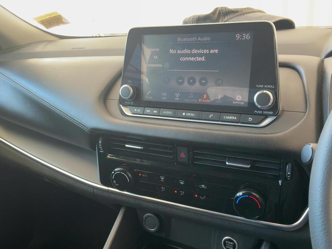 Photo '17' of Nissan Qashqai ST Photo '17' of Nissan Qashqai ST