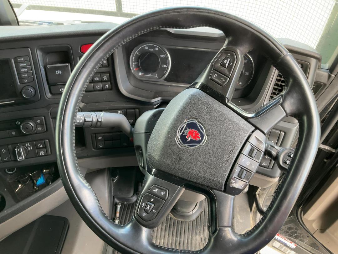 Photo '9' of Scania R620 R620A6X4NB Tractor Unit