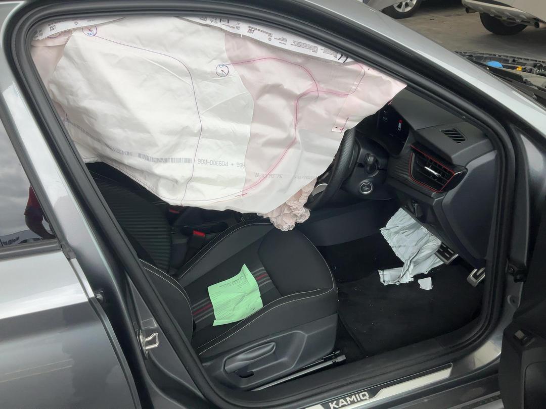 Photo '15' of Skoda Kamiq Monte Carlo TSI 110K Photo '15' of Skoda Kamiq Monte Carlo TSI 110K