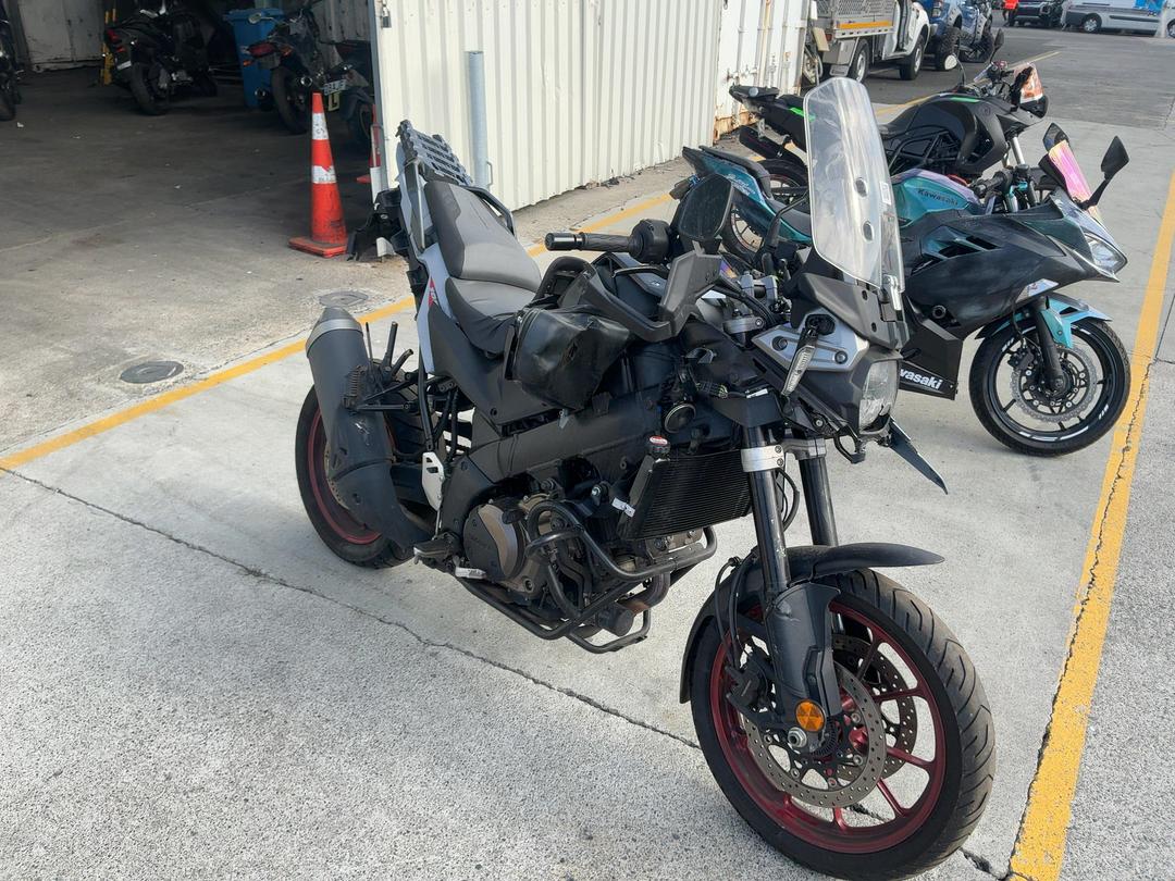 Photo '2' of Suzuki DL1050 RRM3 V-Strom