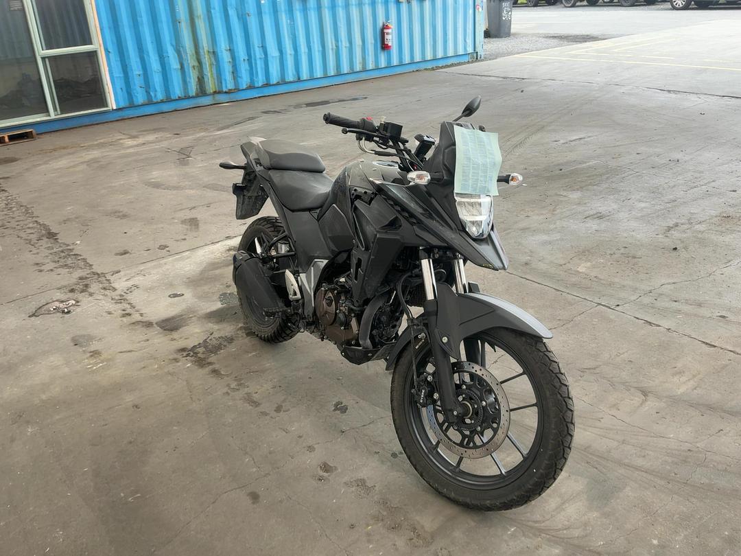 Photo '2' of Suzuki DS250 RLM4 Photo '2' of Suzuki DS250 RLM4