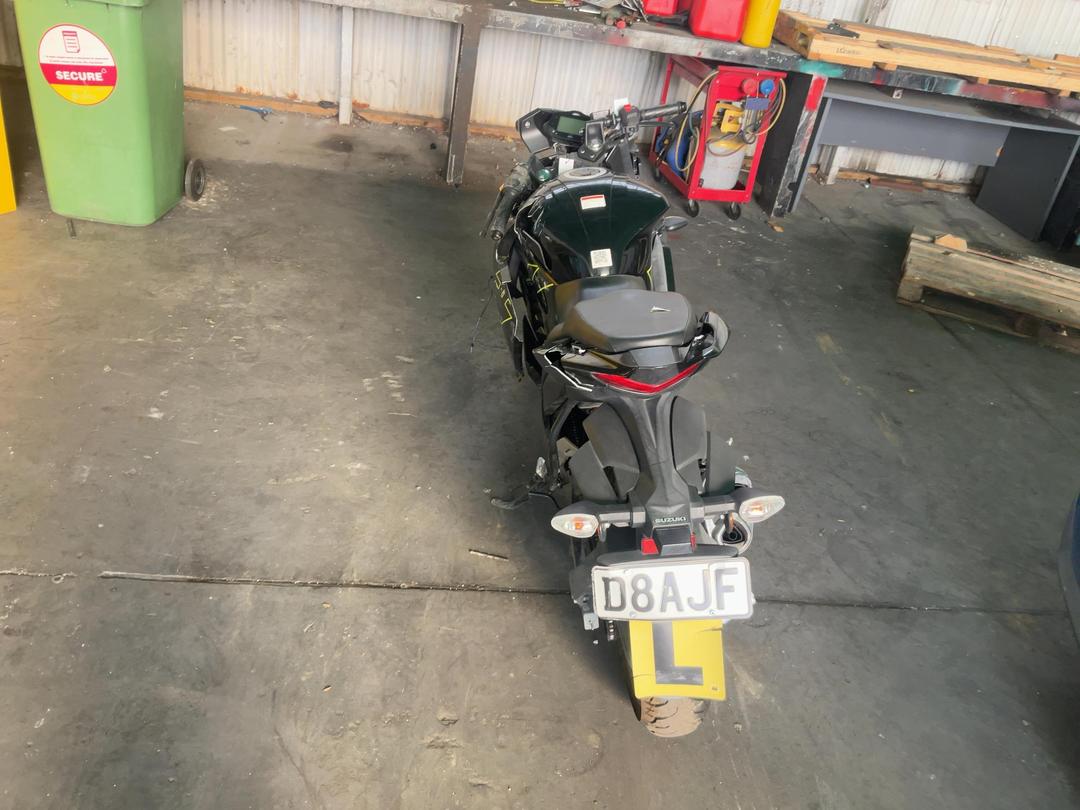 Photo '6' of Suzuki GSX150 Frlm4