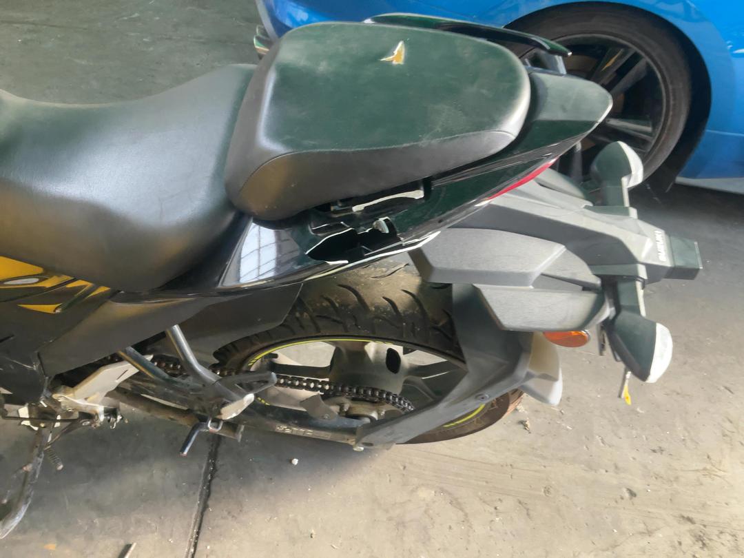 Photo '19' of Suzuki GSX150 Frlm4