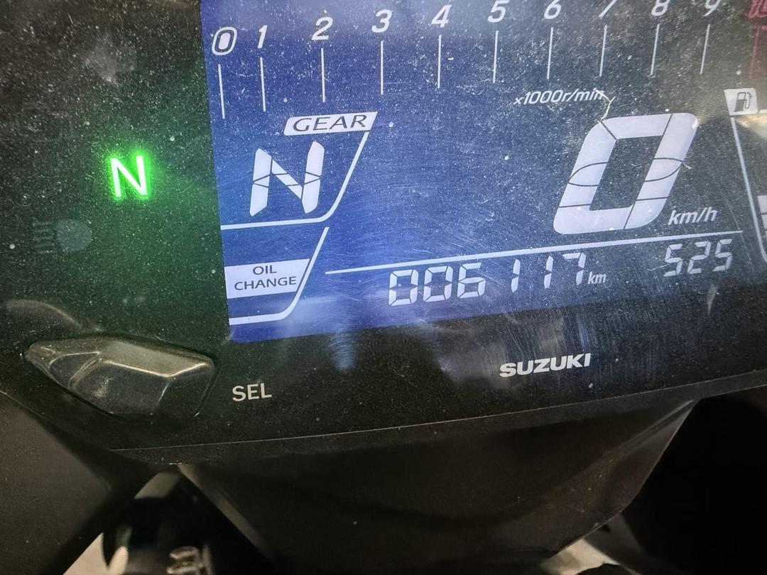 Photo '7' of Suzuki GSX250 Frlm4 Photo '7' of Suzuki GSX250 Frlm4