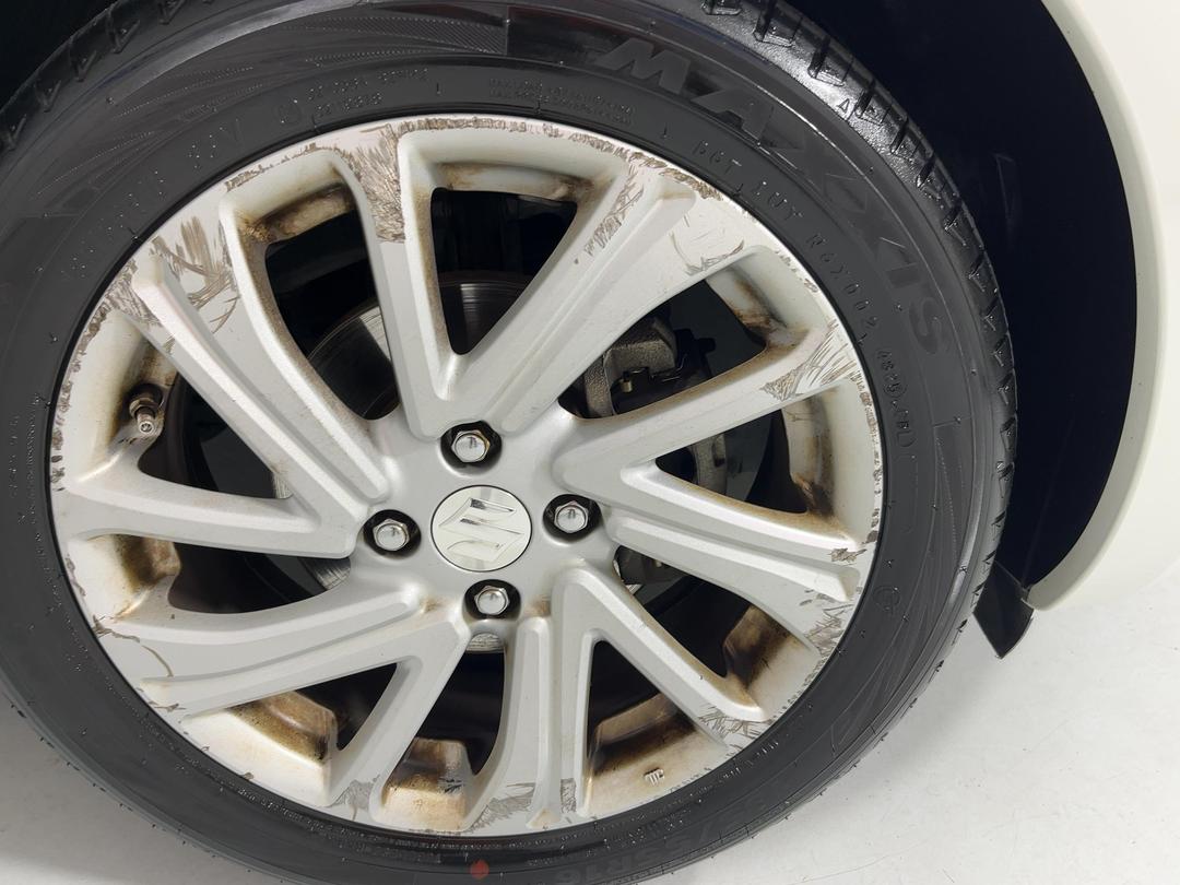 Photo '9' of Suzuki Swift