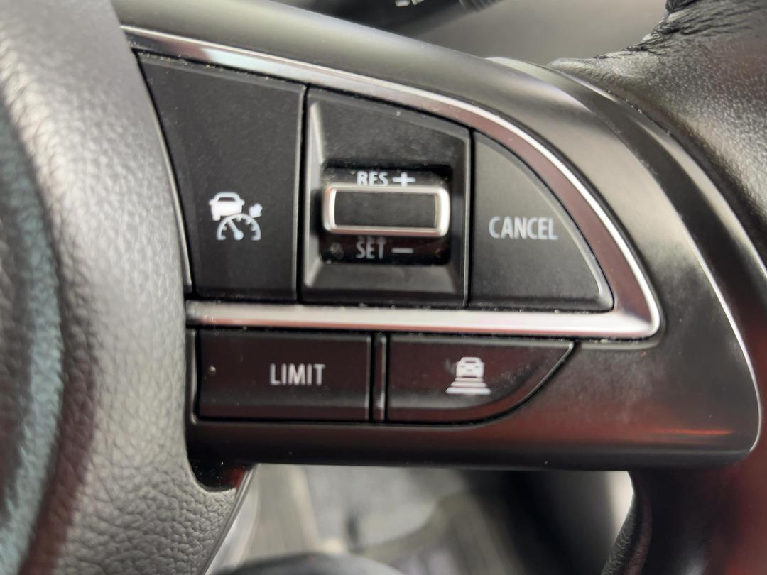 Photo '27' of Suzuki Swift