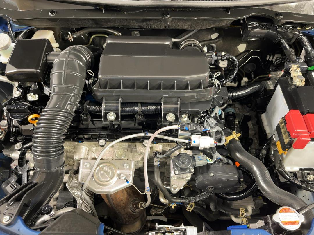 Photo '13' of Suzuki Swift