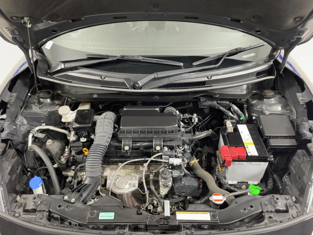 Photo '13' of Suzuki Swift