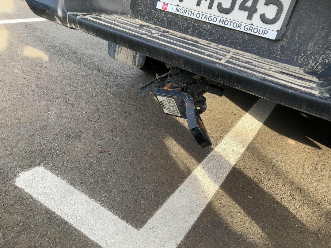 Photo '13' of Toyota Hilux SR5 TD DC