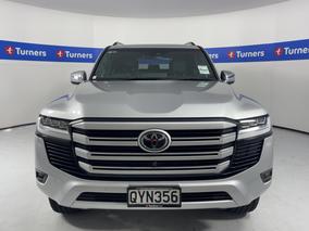 Photo '2' of Toyota Landcruiser