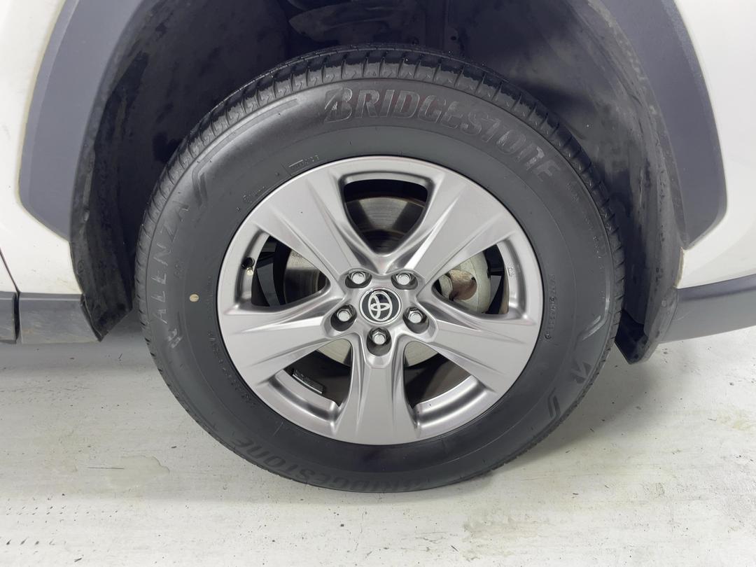 Photo '9' of Toyota Rav4