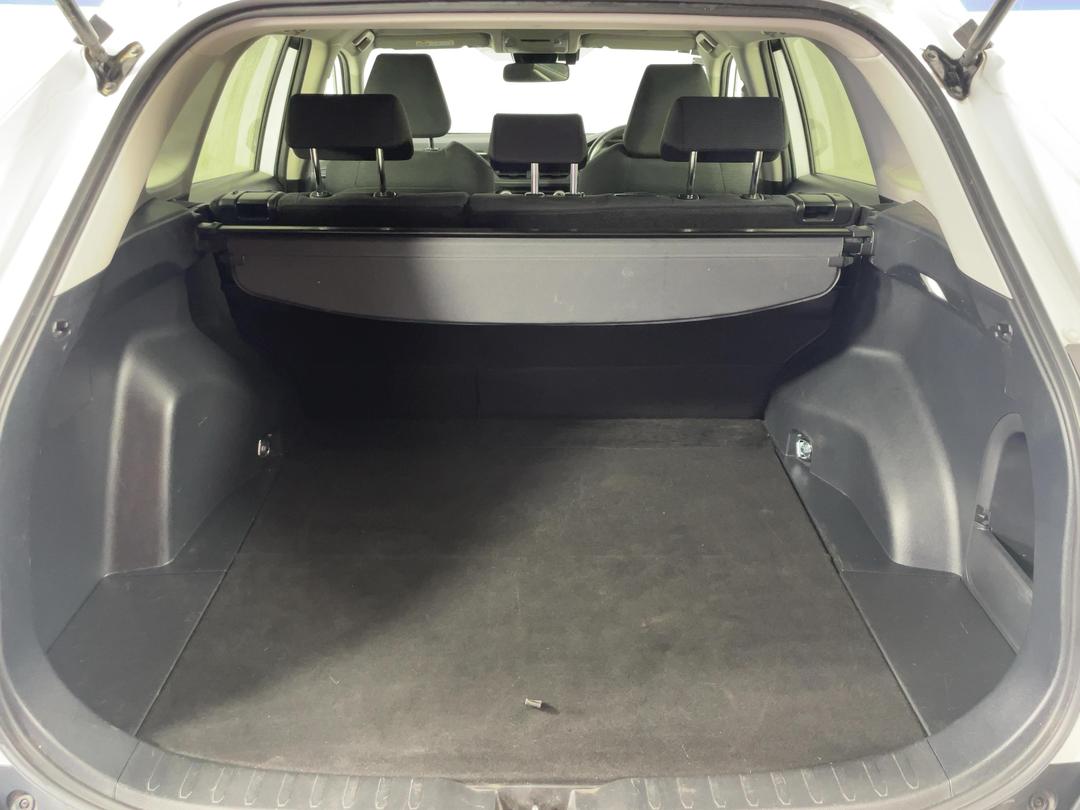 Photo '14' of Toyota Rav4
