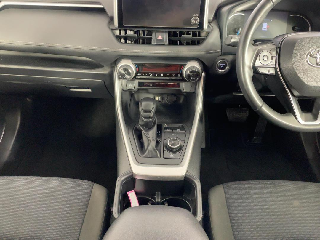 Photo '18' of Toyota Rav4
