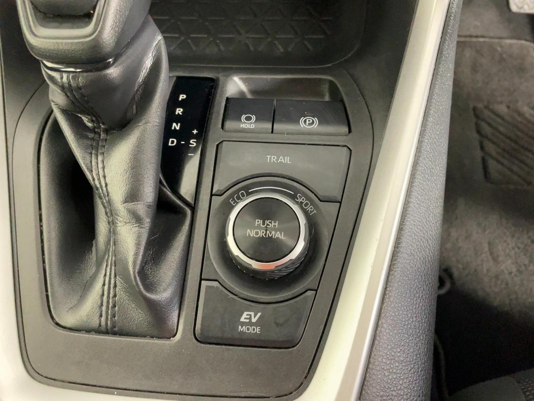 Photo '27' of Toyota Rav4