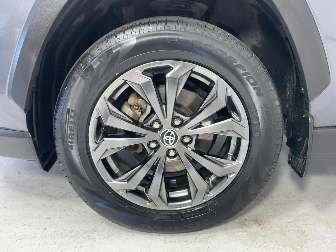 Photo '10' of Toyota Rav4