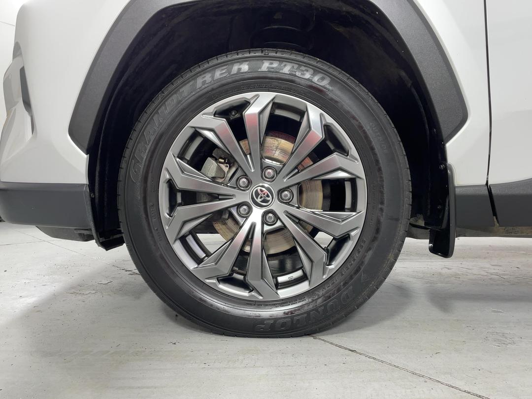Photo '10' of Toyota Rav4