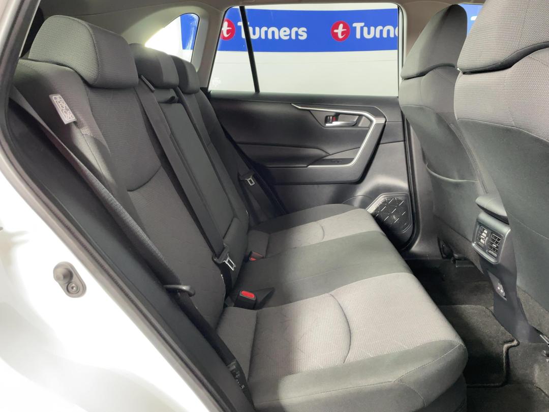 Photo '20' of Toyota Rav4