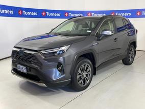 Photo '4' of Toyota Rav4