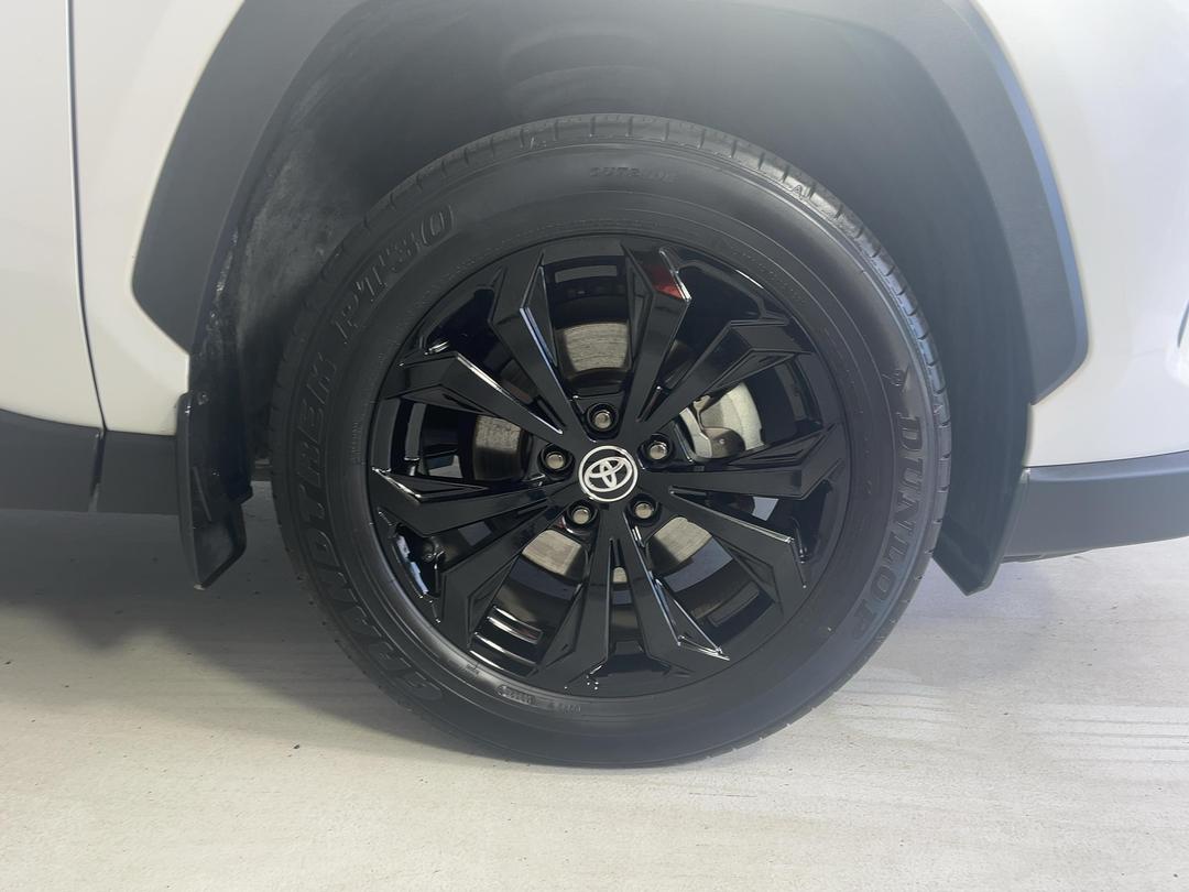 Photo '9' of Toyota Rav4