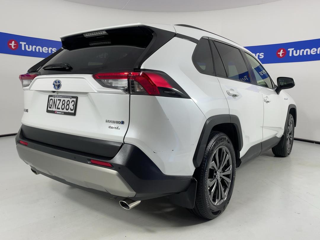 Photo '7' of Toyota Rav4
