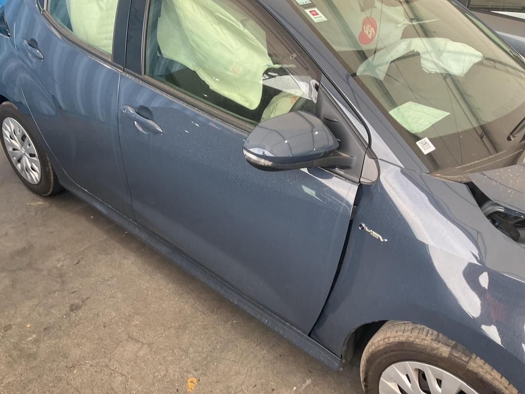 Photo '3' of Toyota Yaris GX