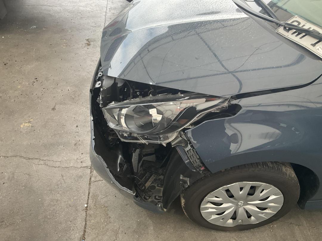 Photo '8' of Toyota Yaris GX