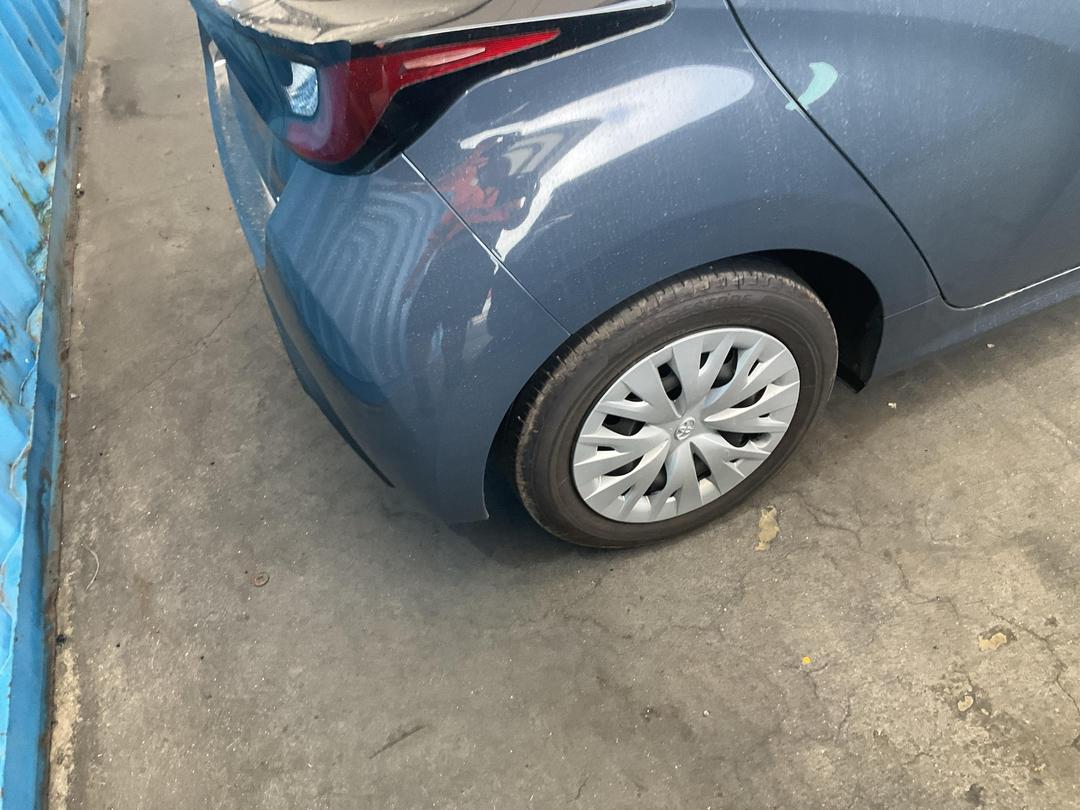 Photo '15' of Toyota Yaris GX