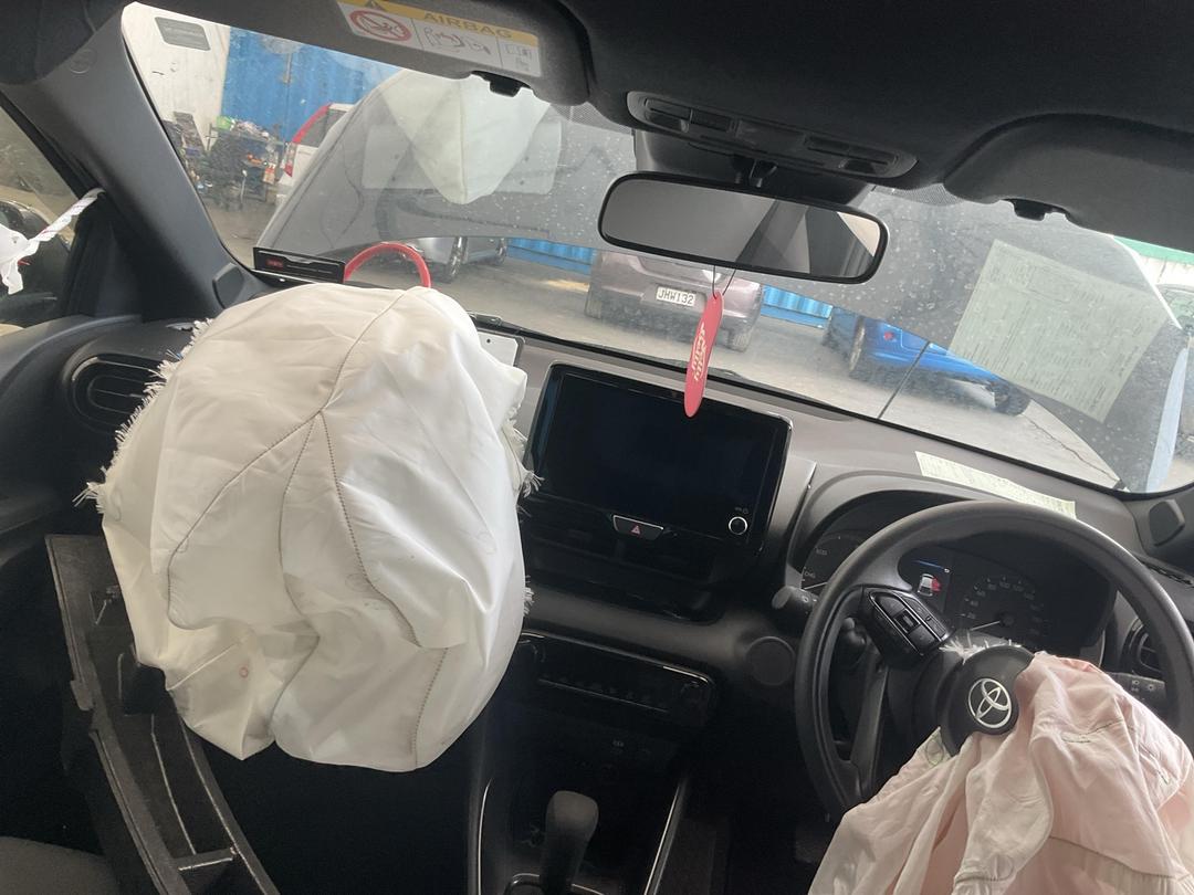 Photo '23' of Toyota Yaris GX