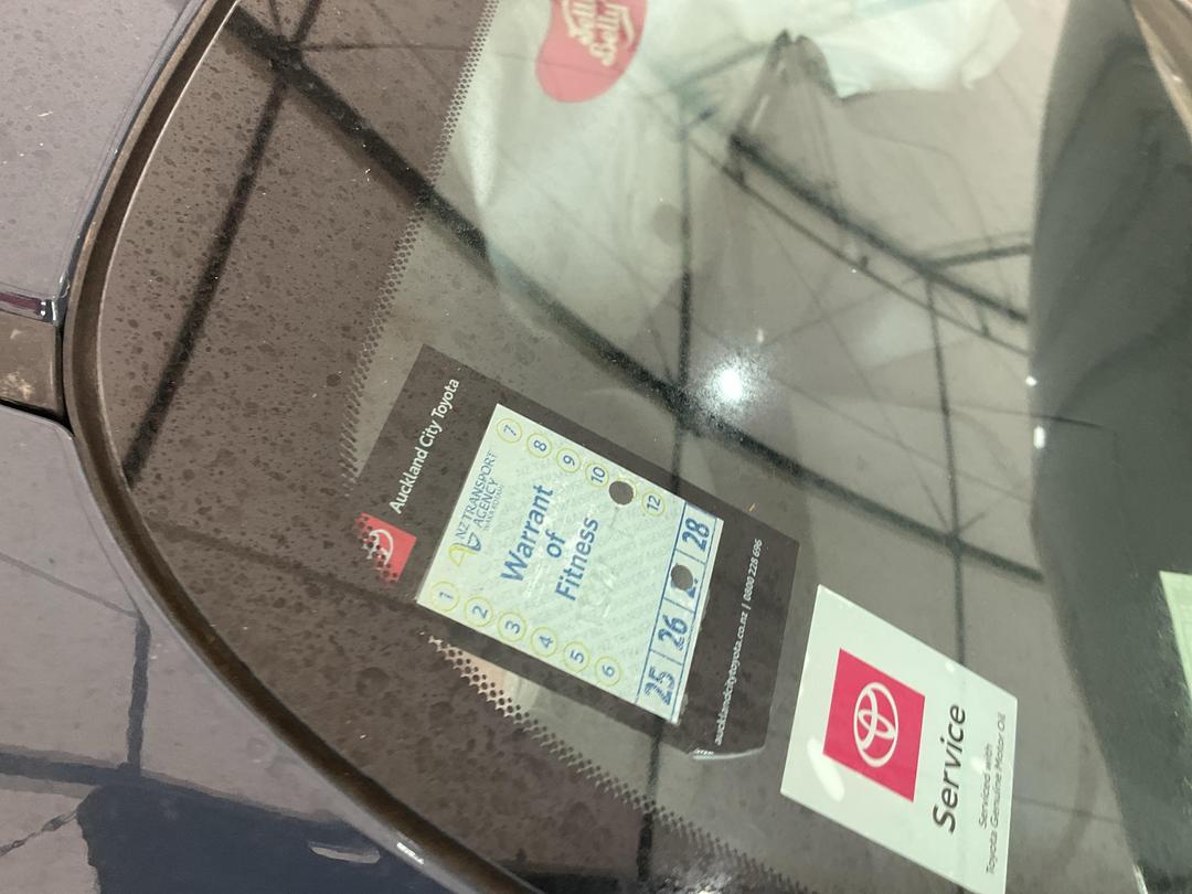 Photo '24' of Toyota Yaris GX