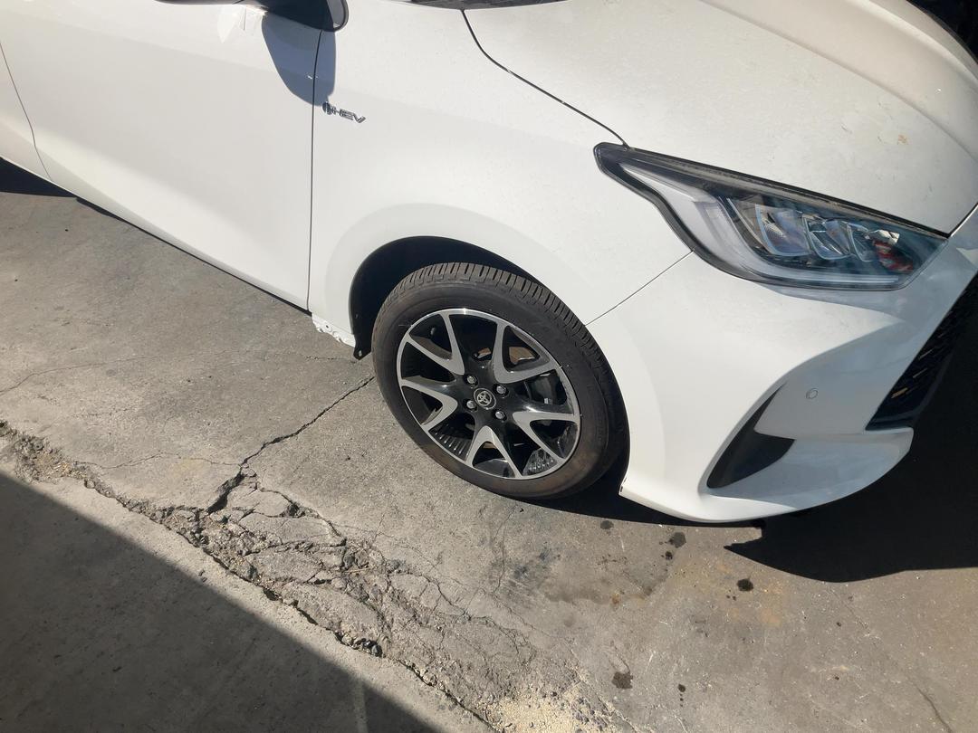 Photo '2' of Toyota Yaris ZR