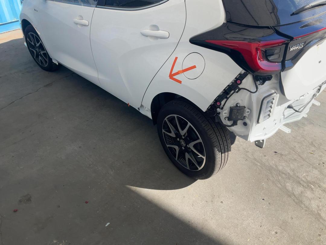 Photo '10' of Toyota Yaris ZR