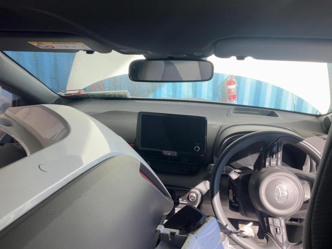 Photo '21' of Toyota Yaris ZR