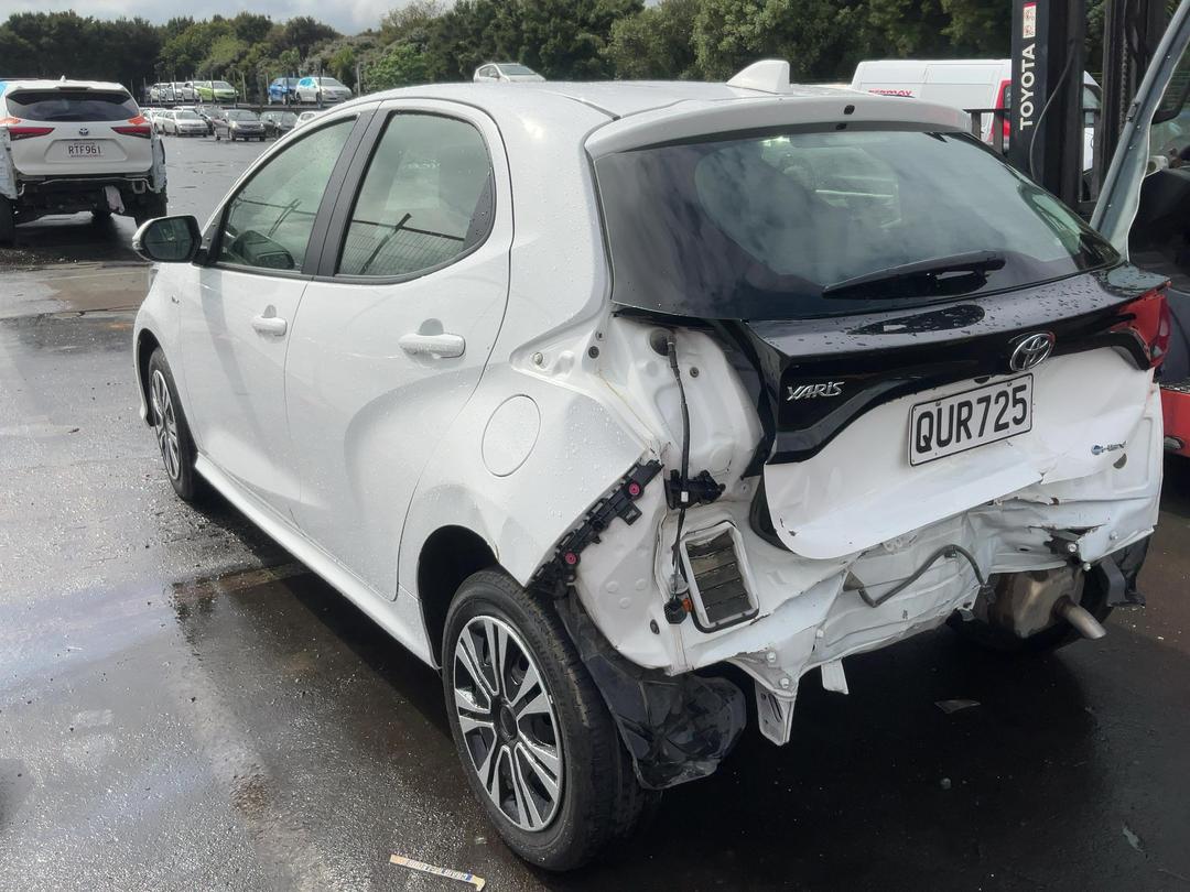 Photo '3' of Toyota Yaris GX
