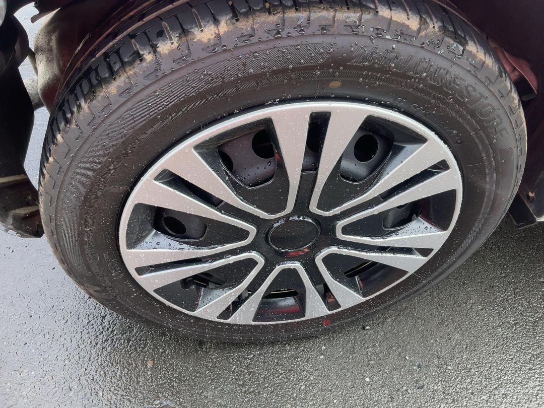 Photo '5' of Toyota Yaris GX