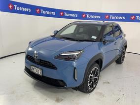 Photo '4' of Toyota Yaris Cross